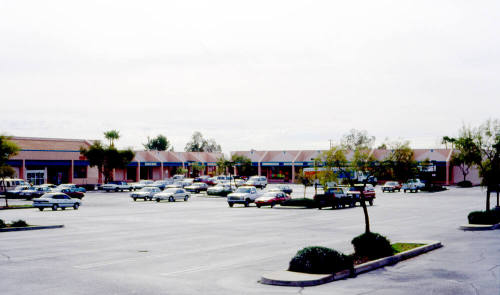 Sun Plaza Strip Mall- 1811-1859 N Scottsdale Rd