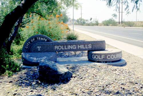 Rolling Hills Golf Course Sign