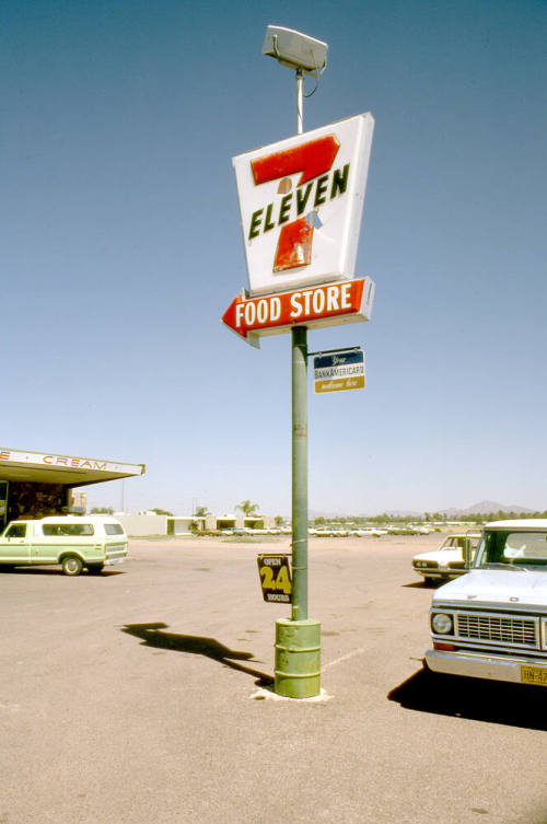 7-Eleven Food Store, 2800 S. Mill Ave.