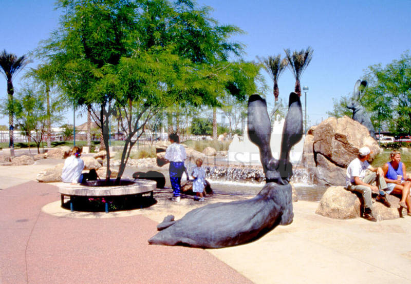 "Rabbits" and Fountain, Centerpoint