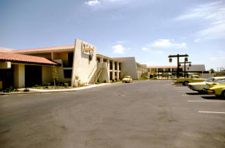 Vagabond Motor Hotel, 1221 E. Apache Blvd.
