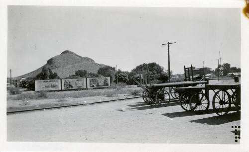 Tempe Butte and Wagons