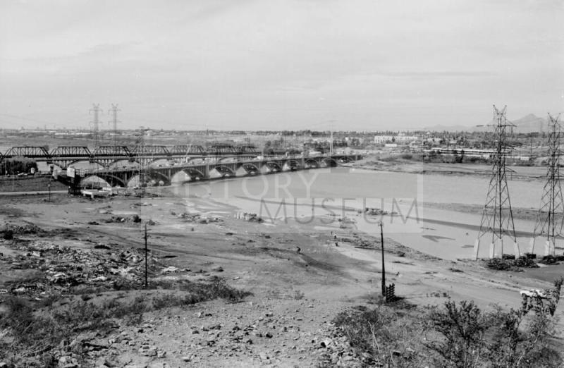 Salt River Flood, Mill Avenue Bridge, Tempe, Arizona