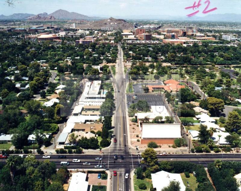 Aerial photo of Broadway & College-- South toward north (Orange hedge/residential)