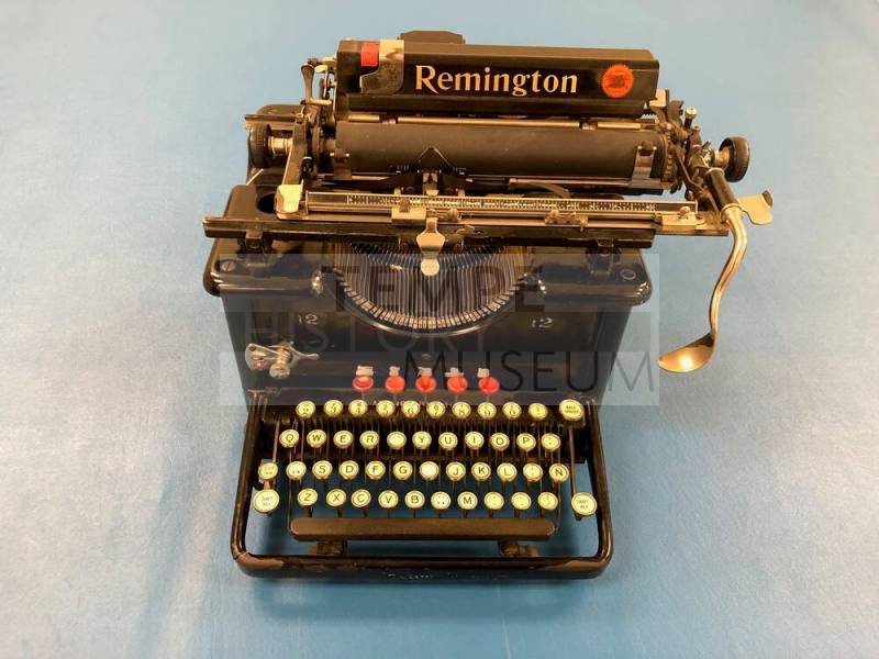 Typewriter, Manual