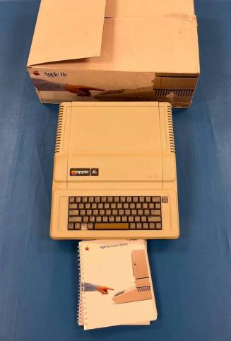 Apple IIe Computer and manuals