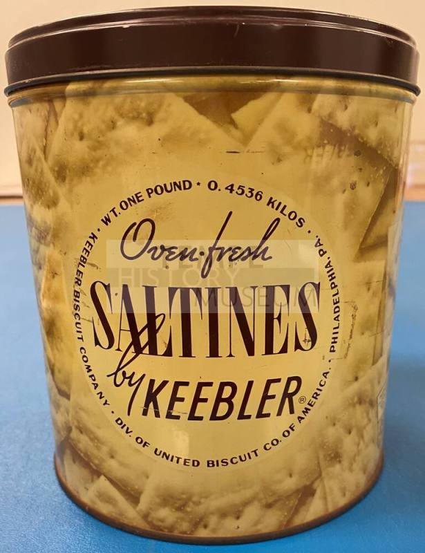 Keebler brand metal Saltines cracker canister