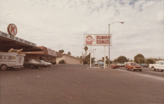 Dunkin Donuts - 711 West Broadway Road, Tempe, Arizona