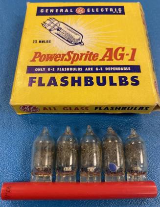 General Electric Powersprite AG-1 Camera Flashbulbs in Box