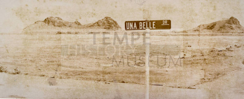 Street Sign for Una Belle Dr. Tempe