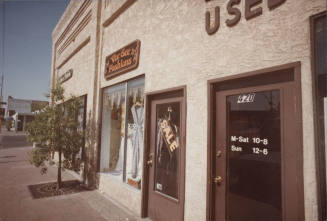 Vee Gee Fashions - 422 South Mill Avenue, Tempe, Arizona