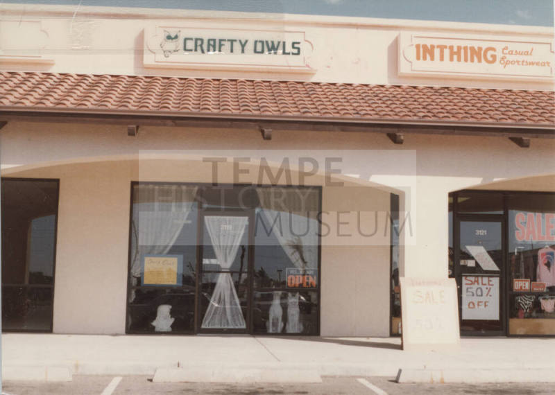 Crafty Owls - 3119 South Mill Avenue, Tempe, Arizona