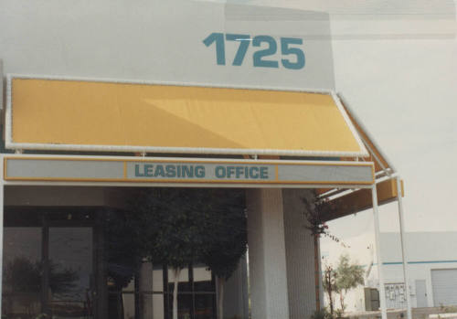 Leasing Office - 1725 West University Drive, Tempe, Arizona
