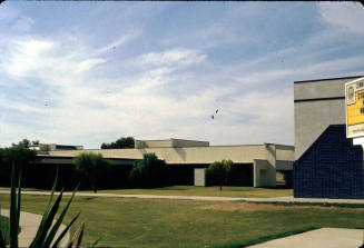 Curry Elementary School- 974 E. Meadow