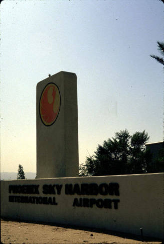 Sign- Phoenix Sky Harbor Airport