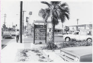 Apache Holiday Shell Gasoline Station - 903 East Apache Boulevard, Tempe, Arizona