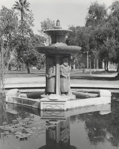 Fountain in front of Old Main at Arizona State University