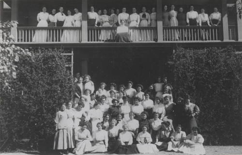 The residents of East Hall 1911-1912