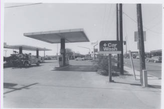 Safari Car Wash, Arco Gasoline Staion - 916 East Apache Boulevard, Tempe, Arizon