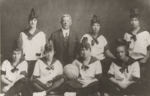 Group Photograph of 1918 Women's Basketball Team