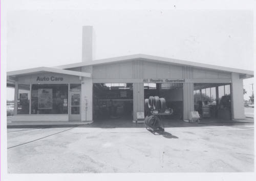 Shell Gasoline Station - 903 East Apache Boulevard, Tempe, Arizona