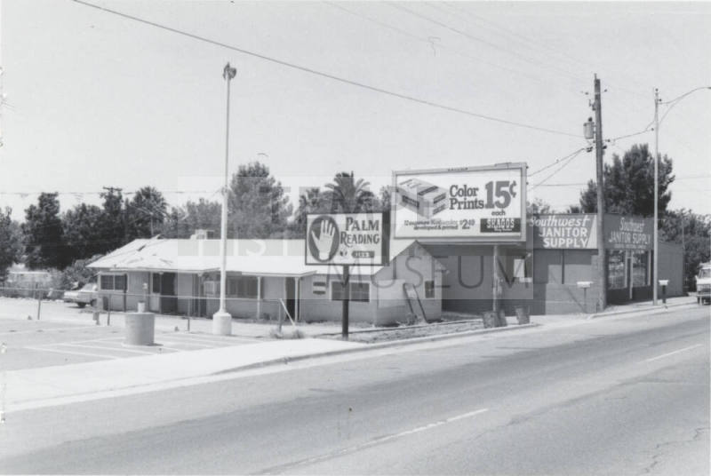 Mrs. Ann Spiritual Palm & Card Reader - 1123 E. Apache Boulevard, Tempe, Arizona