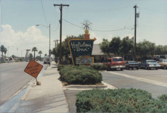 Holiday Inn - 915 East Apache Boulevard - Tempe, Arizona