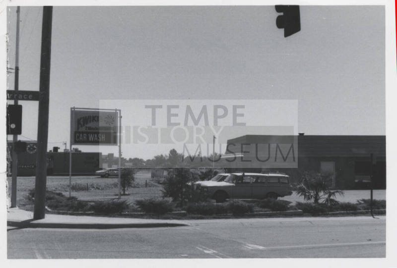 Kwiki Car Wash - 1201 East Apache Boulevard, Tempe, Arizona