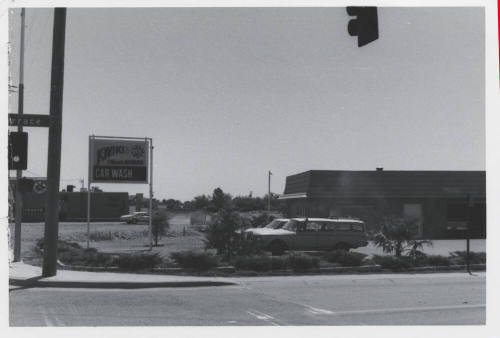 Kwiki Car Wash - 1201 East Apache Boulevard, Tempe, Arizona