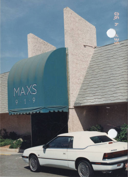 Maxs 919 - 919 East Apache Boulevard - Tempe, Arizona