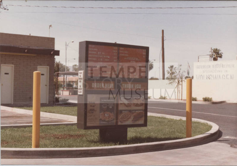Taco Bell - 936 East Apache Boulevard - Tempe, Arizona