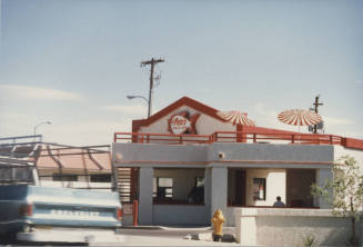 Pete's Fish & Chips - 1017 East Apache Boulevard - Tempe, Arizona
