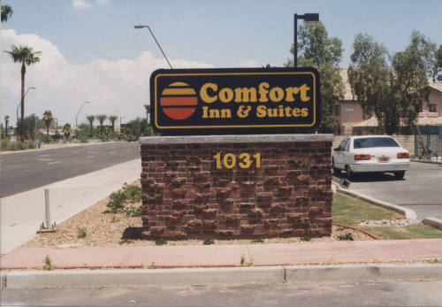 Comfort Inn & Suites - 1031 East Apache Boulevard - Tempe, Arizona