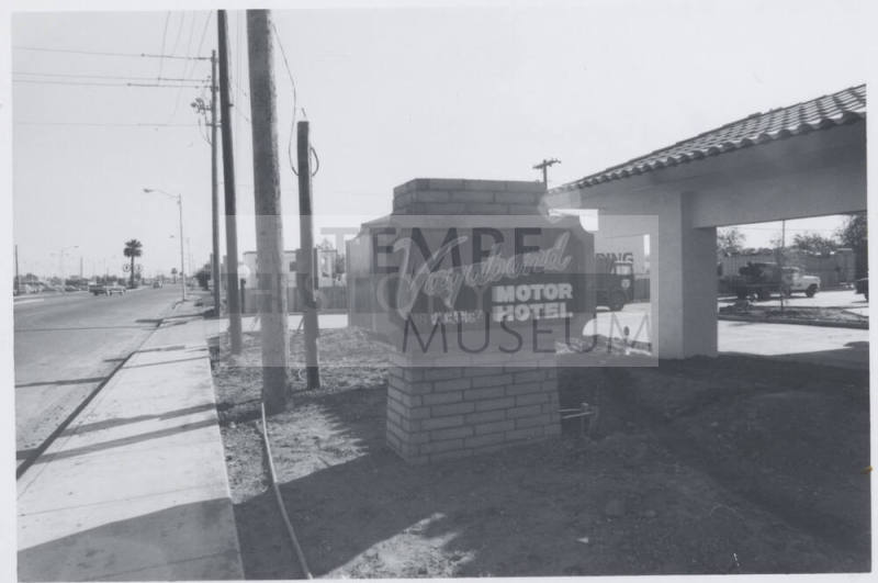 Vagabond Motor Hotel - 1300 East Apache Boulevard, Tempe, Arizona