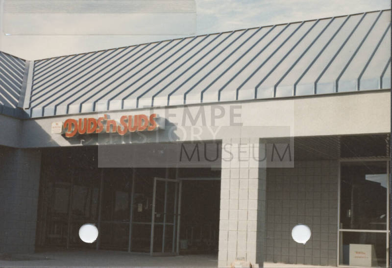 Duds 'N Suds - 1250 East Apache Boulevard - Tempe, Arizona