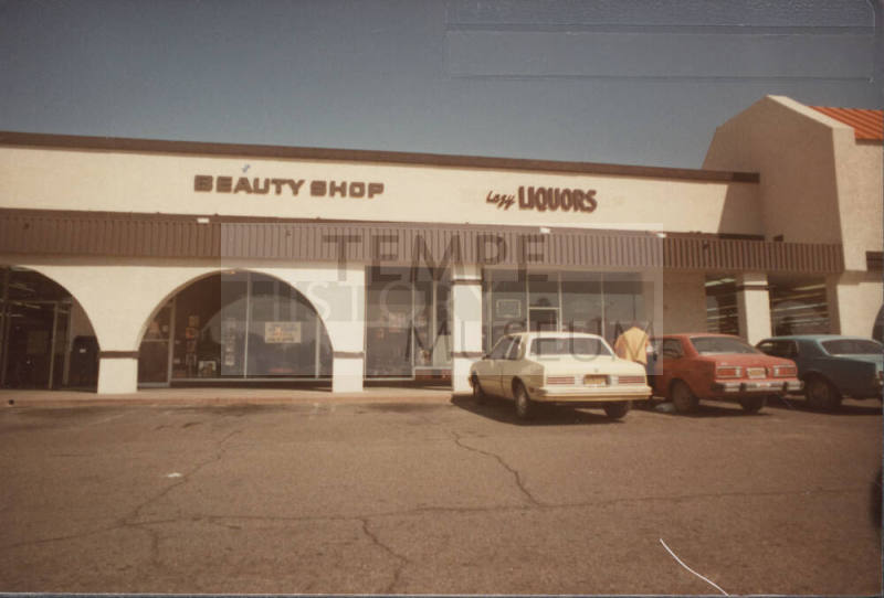 Charlesetta's Hair Designers - 1334 East Apache Boulevard - Tempe, Arizona