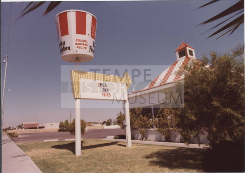 Kentucky Fried Chicken Restaurant - 1314 East Apache Boulevard, Tempe, Arizona