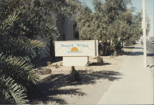 Sunset Villas Apartments - 1415 East Apache Boulevard - Tempe, Arizona