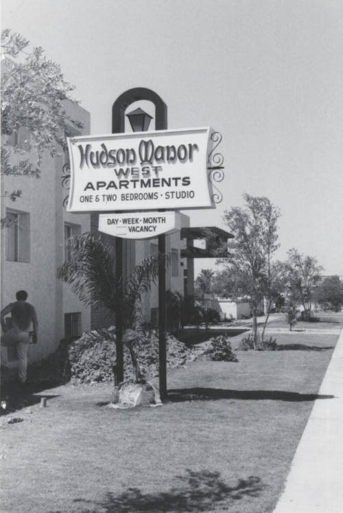 Hudson Manor West Apartments - 1415 East Apache Boulevard - Tempe, Arizona