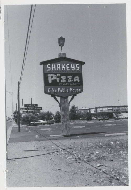 Shakey's Pizza - 1420 East Apache Boulevard, Tempe, Arizona