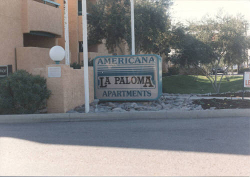 Americana La Paloma Apartments - 1975 East Apache Boulevard - Tempe, Arizona