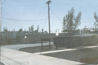 La Paloma Apartment Homes - 1975 East Apache Boulevard - Tempe, Arizona