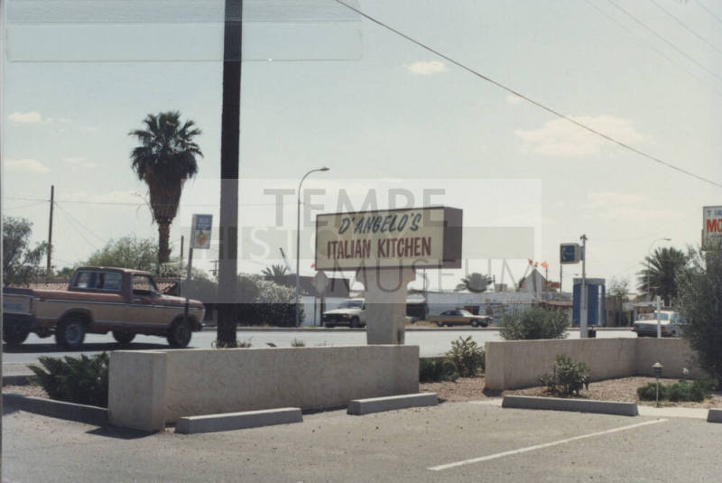 D'Angelo's Italian Kitchen - 2050 East Apache Boulevard - Tempe, Arizona