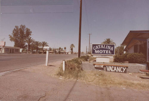 Catalina Motel - 2090 East Apache Boulevard - Tempe, Arizona