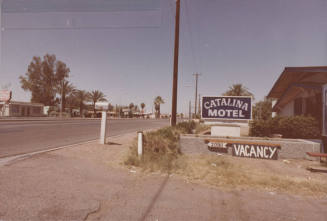 Catalina Motel - 2090 East Apache Boulevard - Tempe, Arizona