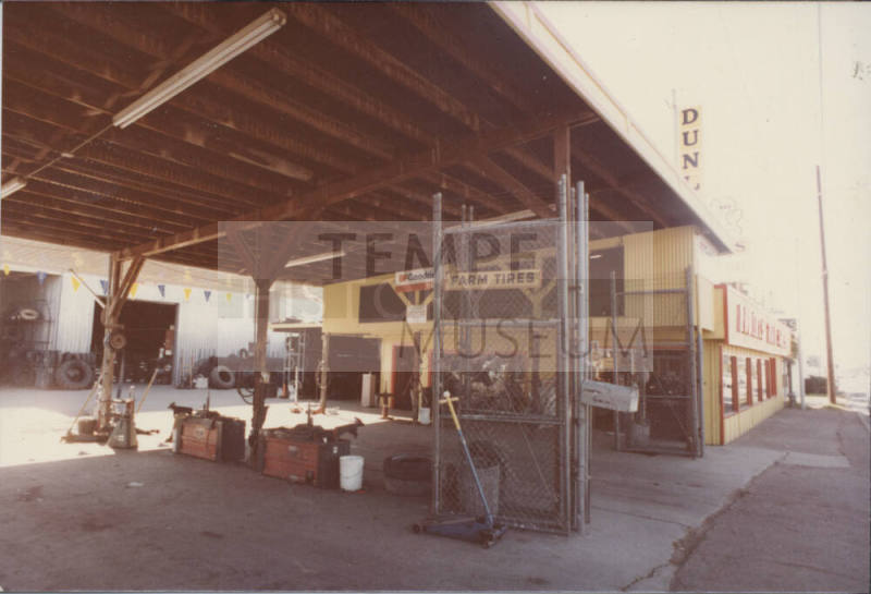 Roberts Tire Sales - 2431 East Apache Boulevard - Tempe, Arizona