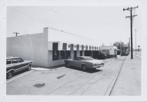 Stretch and Sew - 1606 East Apache Boulevard, Tempe, Arizona