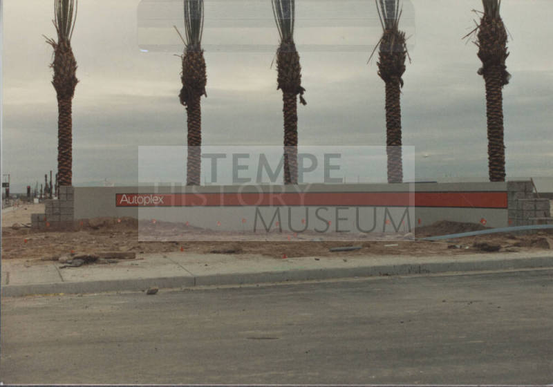 Autoplex - 7700 South Autoplex Circle - Tempe, Arizona