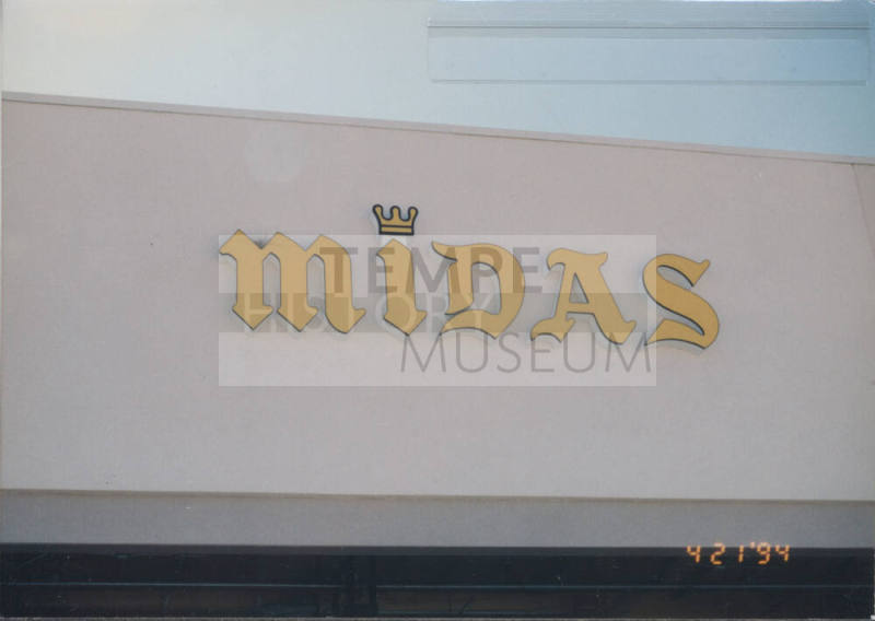 Midas Auto Service Experts - 7710 South Autoplex Loop - Tempe, Arizona