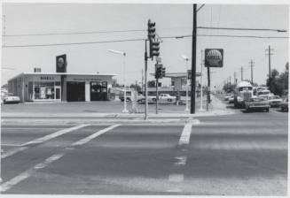 Pete's Shell Gasoline Station - 1734 East Apache Boulevard, Tempe, Arizona